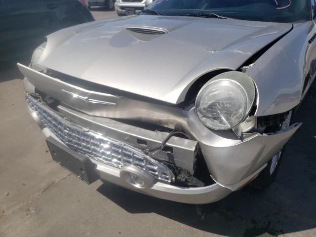 Photo 9 from auction – 2004 FORD THUNDERBIR with VIN 1FAHP60A14Y104603
