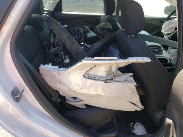 Photo 6 from auction – 2018 FORD FOCUS S with VIN 1FADP3E20JL322958