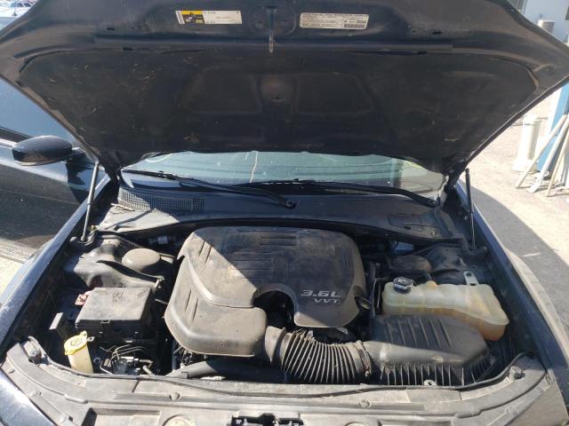 Photo 7 from auction – 2018 CHRYSLER 300 S with VIN 2C3CCABG6JH209121