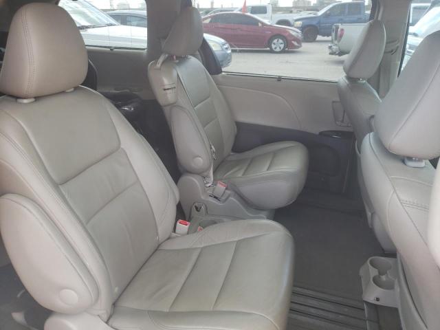 Photo 6 from auction – 2015 TOYOTA SIENNA XLE with VIN 5TDYK3DC0FS684167
