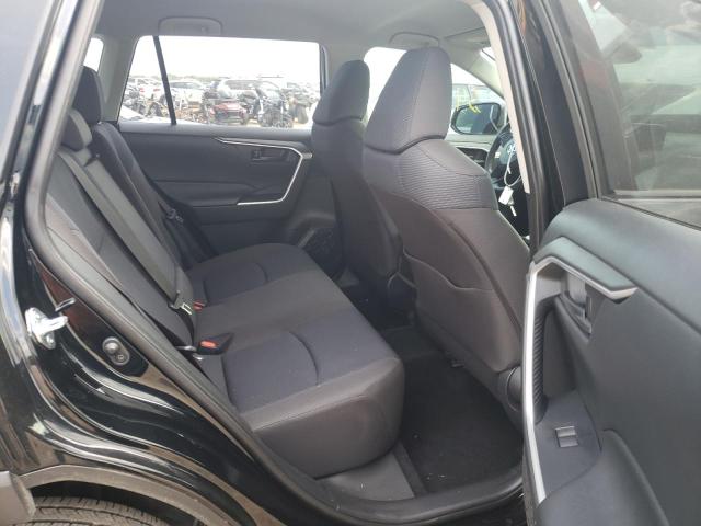 Photo 6 from auction – 2020 TOYOTA RAV4 LE with VIN JTMF1RFV2LD064827
