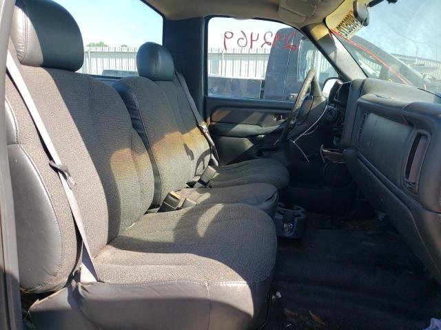 Photo 5 from auction – 2001 CHEVROLET SILVERADO with VIN 1GCEC14WX1Z114683