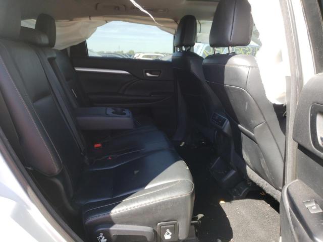 Photo 6 from auction – 2017 TOYOTA HIGHLANDER with VIN 5TDJZRFHXHS459783