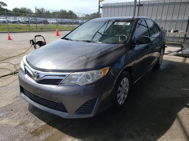 Foto 2 de la subasta – 2012 TOYOTA CAMRY BASE con VIN 4T1BF1FK0CU010834
