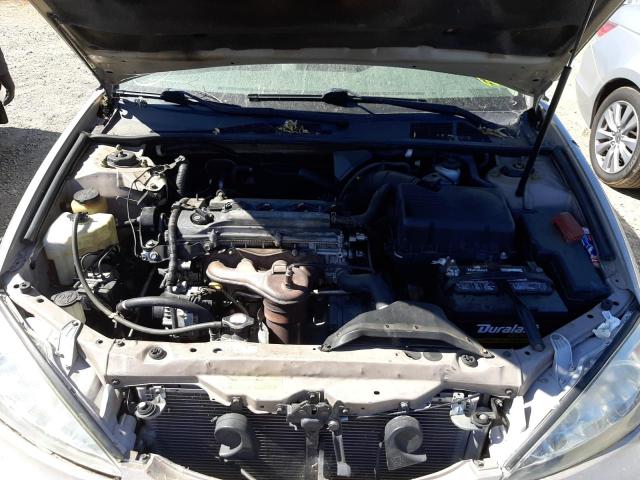 Photo 7 from auction – 2004 TOYOTA CAMRY LE with VIN 4T1BE30K84U866228