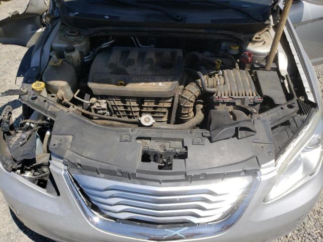 Photo 7 from auction – 2012 CHRYSLER 200 LX with VIN 1C3CCBAB0CN223036
