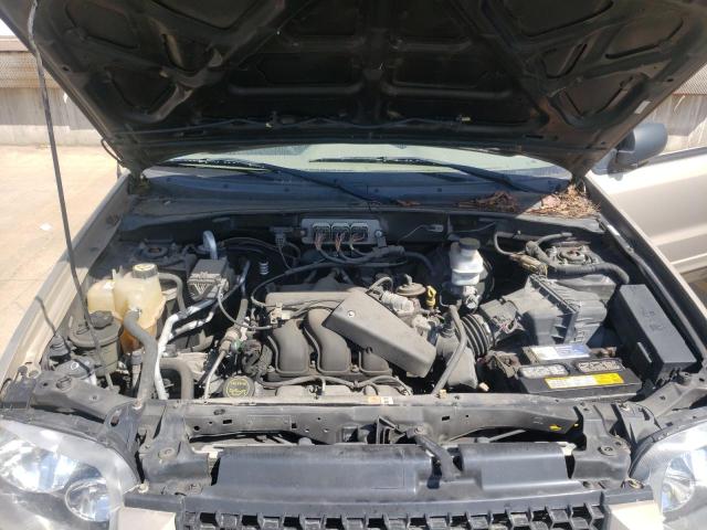 Photo 7 from auction – 2007 FORD ESCAPE LIM with VIN 1FMYU04157KA64491