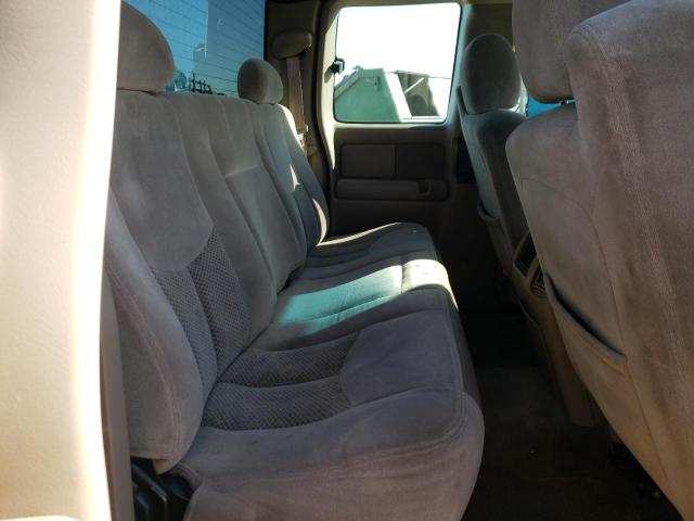Photo 6 from auction – 2004 CHEVROLET SILVERADO with VIN 2GCEK19T741239090
