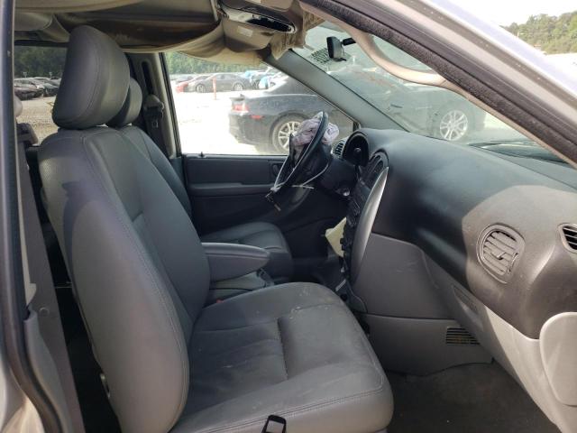 Photo 5 from auction – 2005 CHRYSLER TOWN & COU with VIN 2C4GP54L85R559689