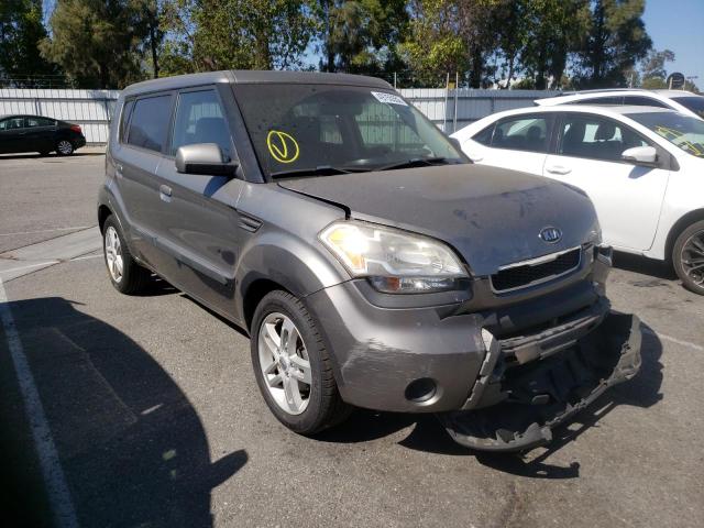 KIA SOUL + 2010 with VIN KNDJT2A24A7172807 - Photo from auction