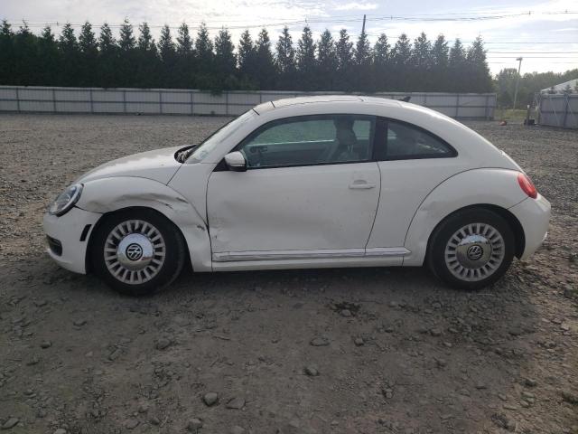 Photo 9 from auction – 2013 VOLKSWAGEN BEETLE with VIN 3VWJP7AT4DM671852