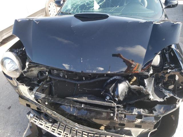 Photo 7 from auction – 2005 FORD THUNDERBIR with VIN 1FAHP60A05Y101953