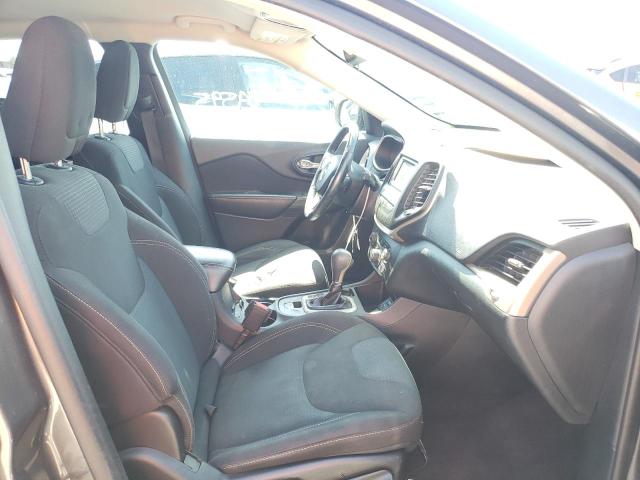 Photo 5 from auction – 2016 JEEP CHEROKEE L with VIN 1C4PJLCB0GW260223