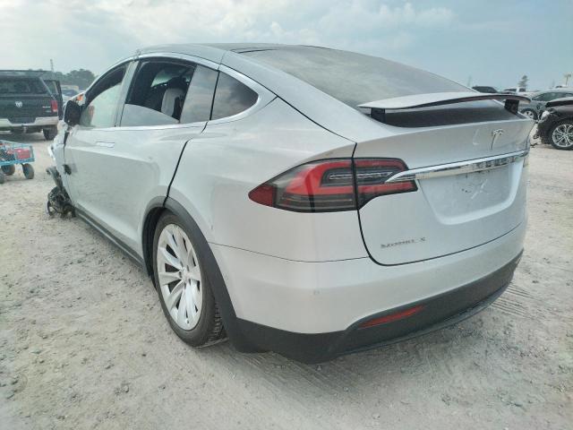 Photo 3 from auction – 2017 TESLA MODEL X with VIN 5YJXCBE21HF049751
