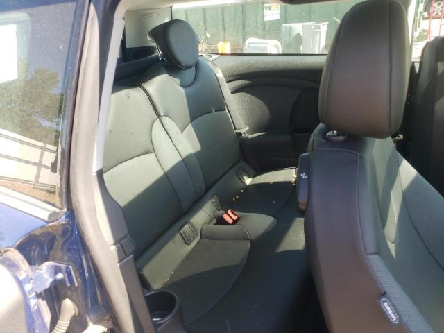 Photo 6 from auction – 2009 MINI COOPER CLU with VIN WMWML33559TP98490