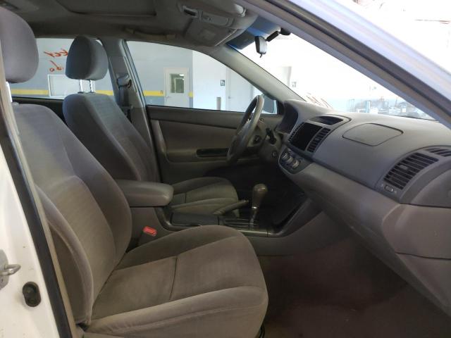 Photo 5 from auction – 2005 TOYOTA CAMRY LE with VIN 4T1BE32K35U007594