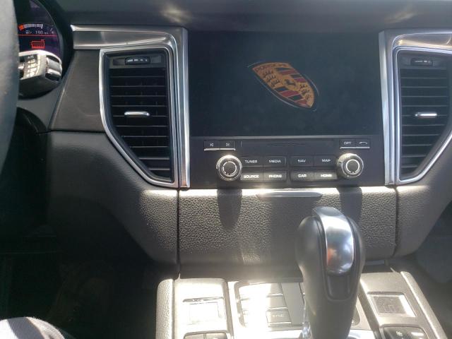 Photo 9 from auction – 2017 PORSCHE MACAN GTS with VIN WP1AG2A56HLB56218