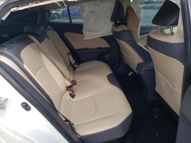 Photo 6 from auction – 2017 TOYOTA PRIUS with VIN JTDKARFU0H3539622