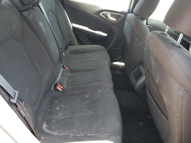 Photo 6 from auction – 2015 CHRYSLER 200 LIMITE with VIN 1C3CCCAB8FN720264