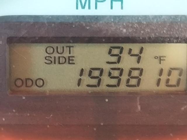 Photo 8 from auction – 2004 TOYOTA COROLLA CE with VIN 1NXBR38E44Z330461