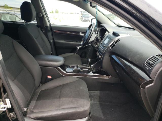 Photo 5 from auction – 2015 KIA SORENTO LX with VIN 5XYKT4A72FG581894