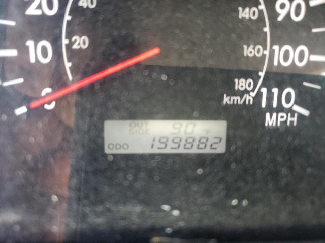 Photo 8 from auction – 2005 TOYOTA COROLLA SE with VIN 1NXBR32E25Z405071