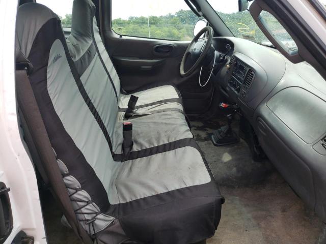 Photo 5 from auction – 2002 FORD F150 with VIN 1FTRX18W82NB55399
