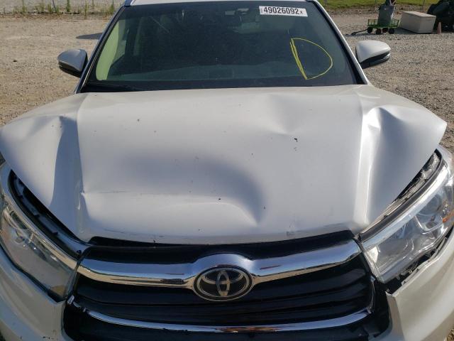 Photo 7 from auction – 2016 TOYOTA HIGHLANDER with VIN 5TDDKRFH4GS256355