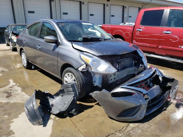 NISSAN VERSA S 2018 with VIN 3N1CN7AP1JL881821 - Photo from auction
