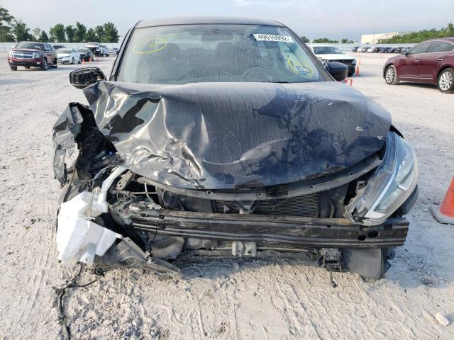 Photo 9 from auction – 2018 NISSAN SENTRA S with VIN 3N1AB7AP2JY242172