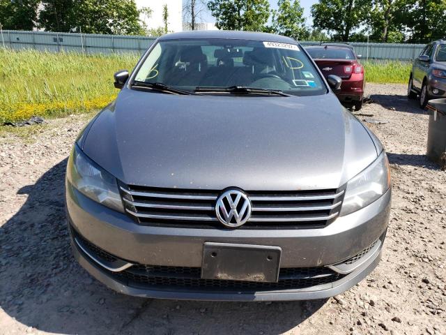 Photo 9 from auction – 2014 VOLKSWAGEN PASSAT S with VIN 1VWAT7A33EC117572