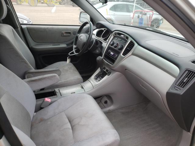 Photo 5 from auction – 2004 TOYOTA HIGHLANDER with VIN JTEDP21A040028138