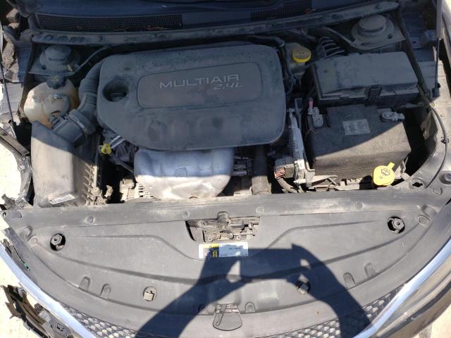 Photo 7 from auction – 2015 CHRYSLER 200 LIMITE with VIN 1C3CCCAB8FN720264