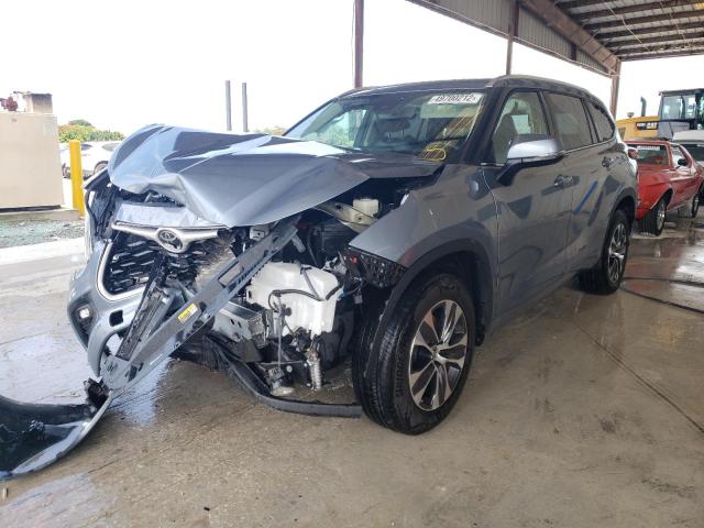 Photo 2 from auction – 2021 TOYOTA HIGHLANDER with VIN 5TDGZRAH1MS088458