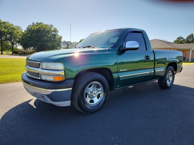 Photo 2 from auction – 2000 CHEVROLET SILVERADO with VIN 1GCEC14V1YZ178788