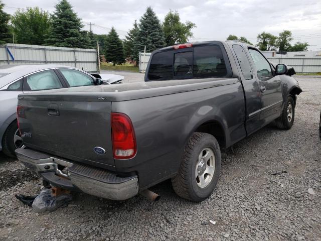 Photo 4 from auction – 2002 FORD F150 with VIN 2FTRX17W02CA85825