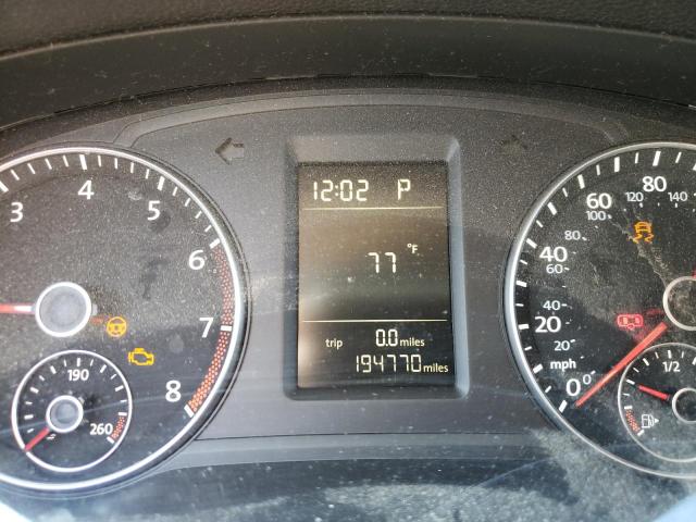 Photo 8 from auction – 2014 VOLKSWAGEN PASSAT S with VIN 1VWAT7A33EC117572