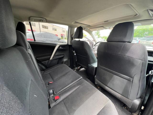 Photo 6 from auction – 2015 TOYOTA RAV4 XLE with VIN 2T3RFREV3FW311280