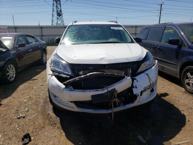 Photo 9 from auction – 2017 CHEVROLET TRAVERSE L with VIN 1GNKRFED8HJ160718