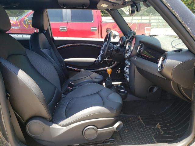 Photo 5 from auction – 2009 MINI COOPER SPO with VIN WMWMF93529TF97000