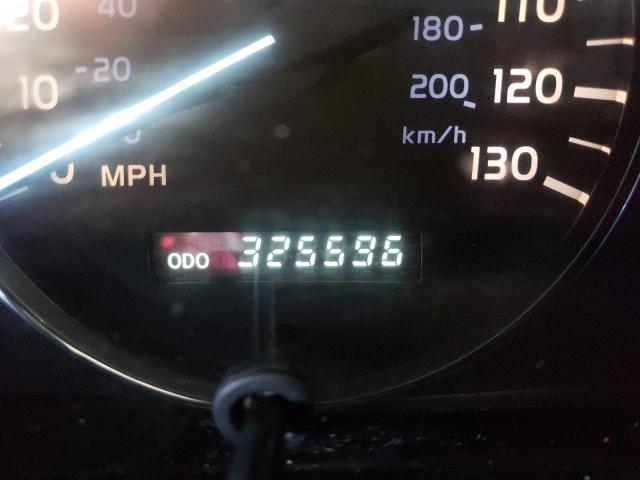 Photo 8 from auction – 2004 LEXUS LX 470 with VIN JTJHT00W043542750