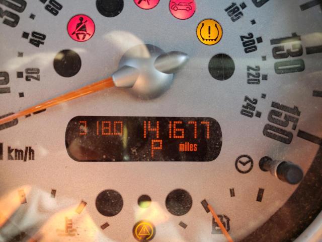Photo 8 from auction – 2006 MINI COOPER S with VIN WMWRE33516TJ48616