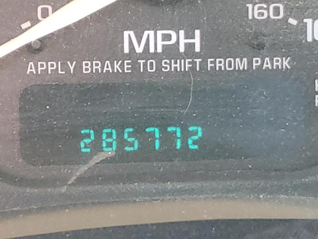 Photo 8 from auction – 2002 CHEVROLET silverado with VIN 2GCEC19T121210159