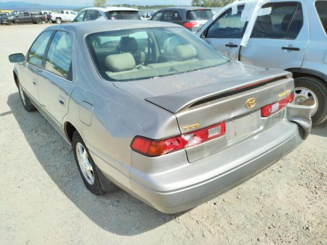 Photo 3 from auction – 1997 TOYOTA CAMRY CE with VIN 4T1BG22K7VU155283