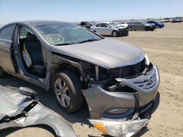 Photo 9 from auction – 2013 HYUNDAI SONATA SE with VIN 5NPEC4AC7DH619961