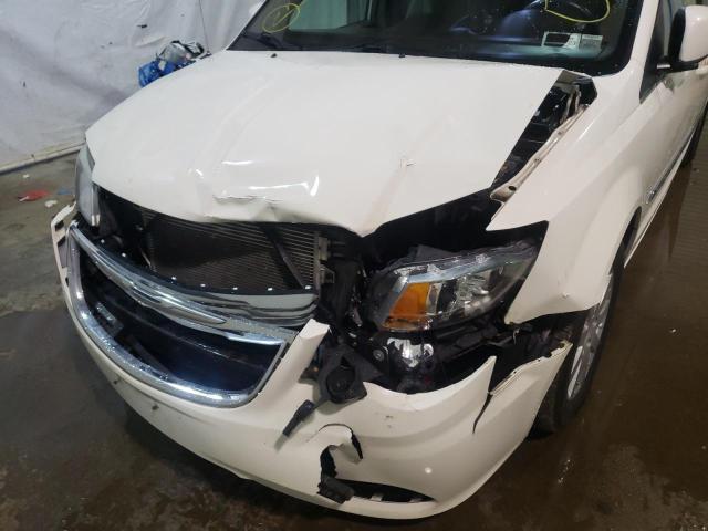Photo 9 from auction – 2013 CHRYSLER TOWN & COU with VIN 2C4RC1BG4DR565751