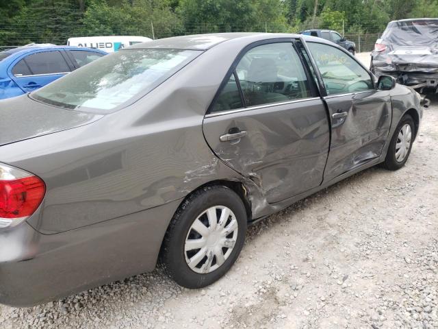 Photo 9 from auction – 2005 TOYOTA CAMRY LE with VIN 4T1BE30K65U586941