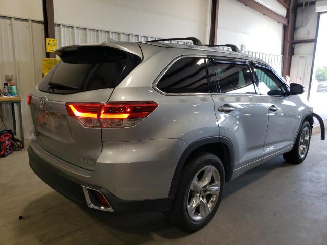 Photo 4 from auction – 2017 TOYOTA HIGHLANDER with VIN 5TDYZRFH3HS232773