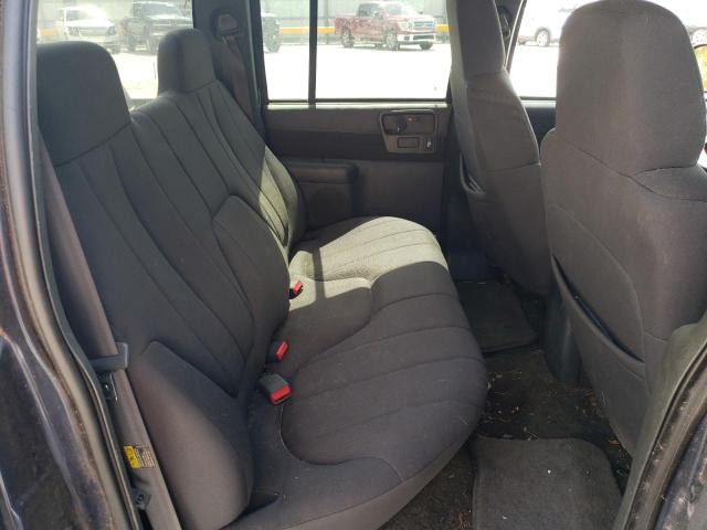 Photo 6 from auction – 2004 CHEVROLET S10 with VIN 1GCDT13XX4K128117