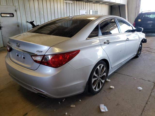 Photo 4 from auction – 2013 HYUNDAI SONATA SE with VIN 5NPEC4AB2DH787093